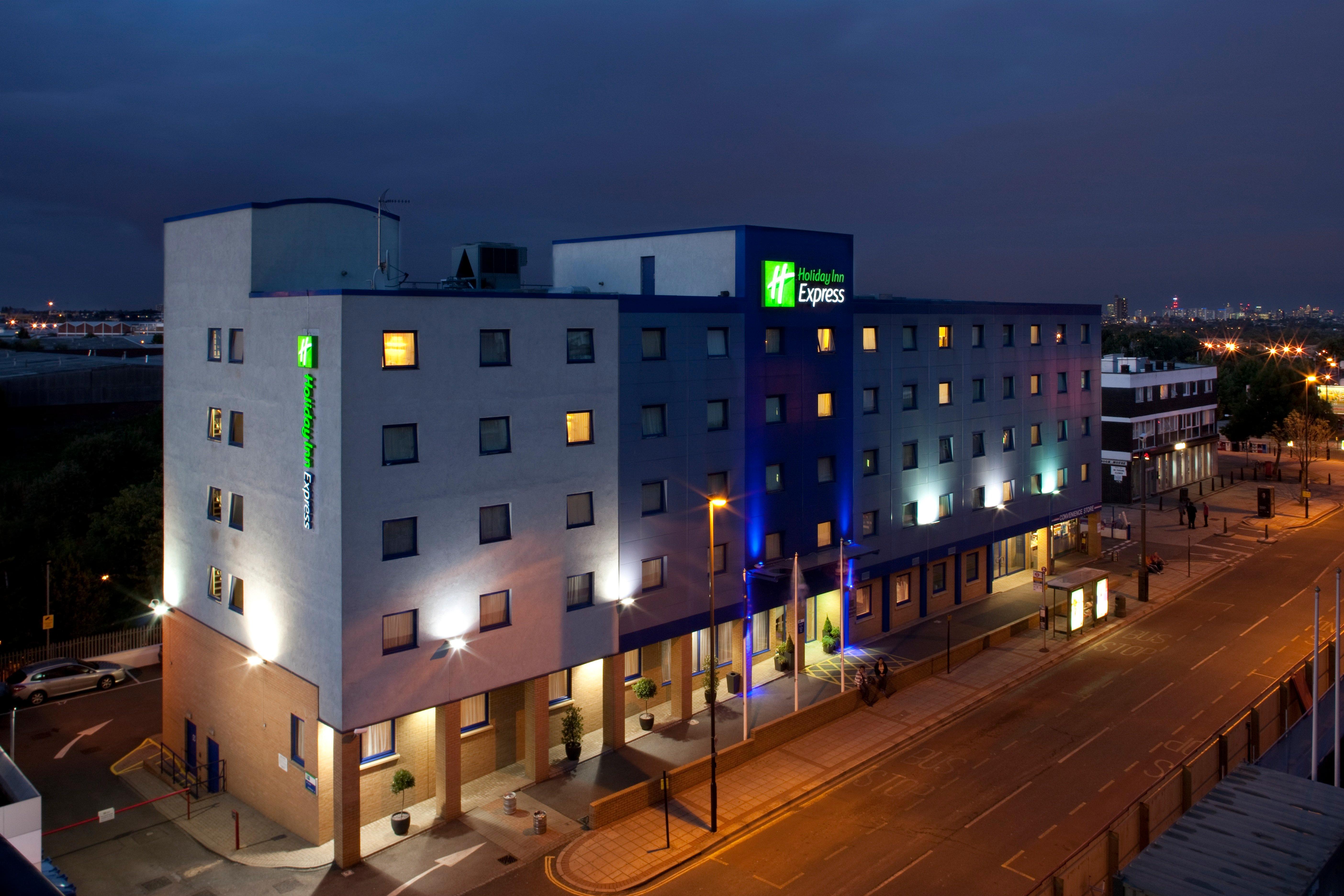 Express Park Royal By Ihg 3* Londres