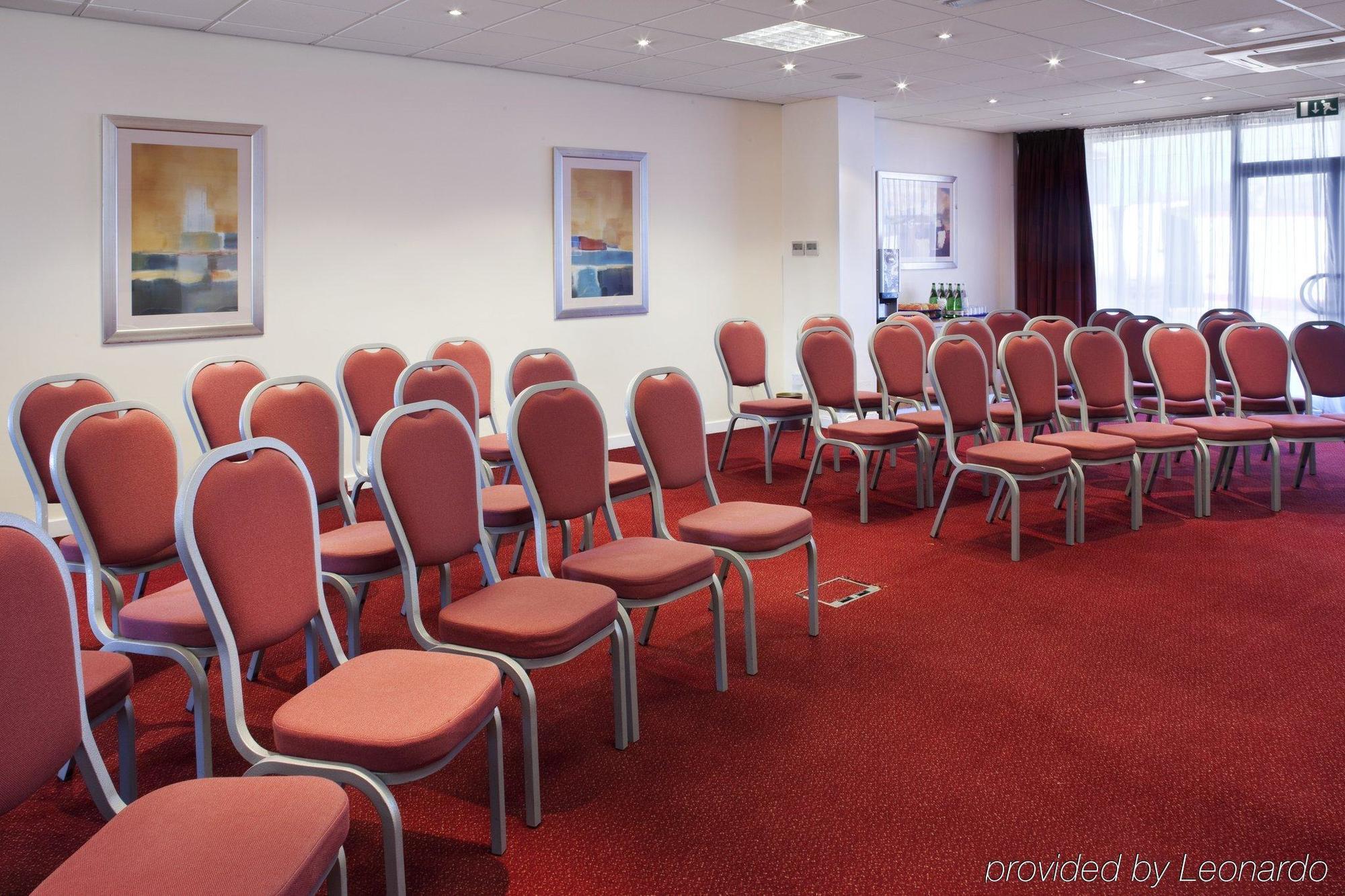 Express Park Royal By Ihg Hotel Londres